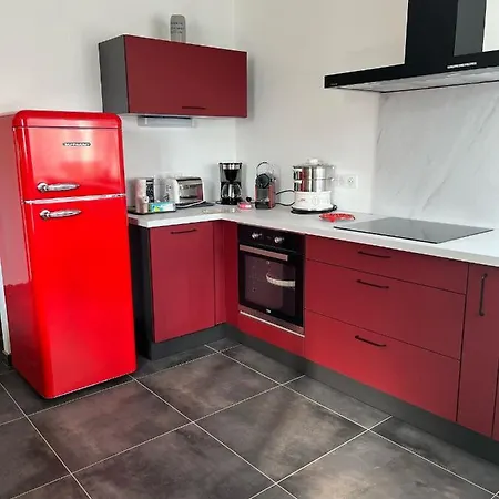 Dans Maison Avec Cour Et Parc Fresnes-en-Woevre